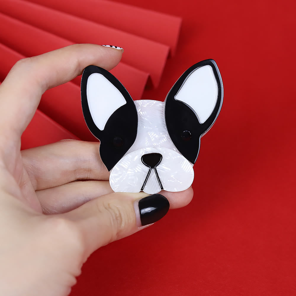 Spilla in acrilico realizzata a mano a forma di adorabile cane bianco e nero - image 2