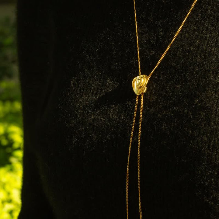 Collana con ciondolo personalizzato a forma di cappello da cowboy western con iniziale - image 3
