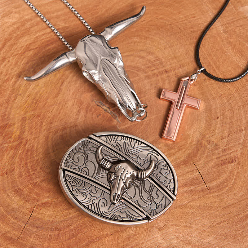 Set di collana con croce e fibbia per cintura con coltello nascosto fai da te in argento antico - Testa di toro d'argento - Senza cintura - Cintura non inclusa - image 1