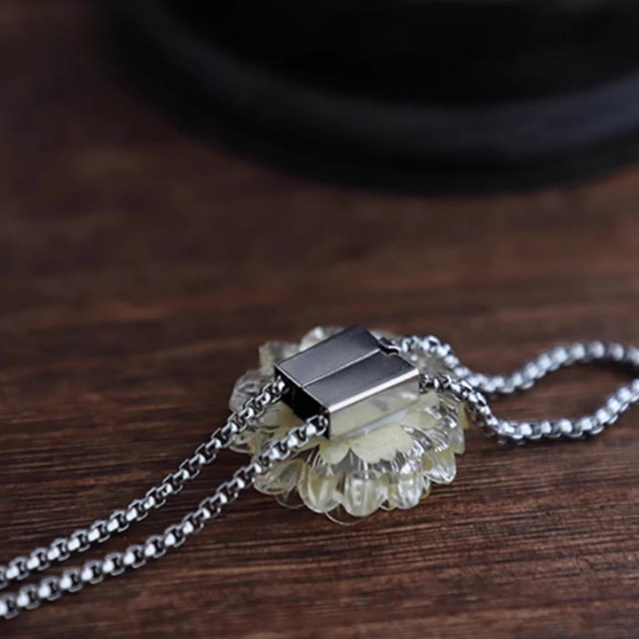 Cravatta Bolo da donna con margherite essiccate fatte a mano - image 6