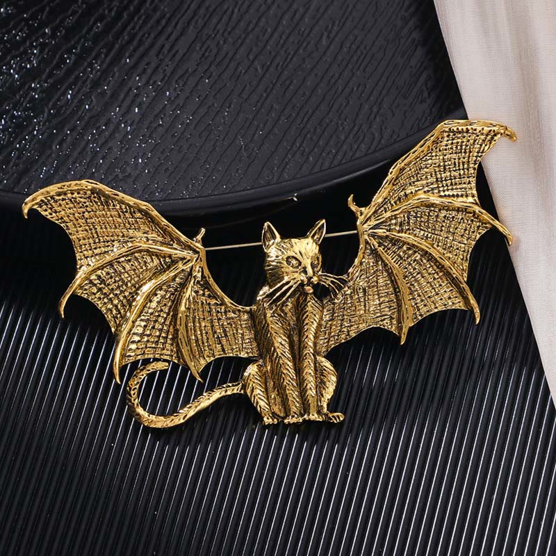 Spilla a forma di gatto alato in oro e argento per Halloween - D'oro - image 1