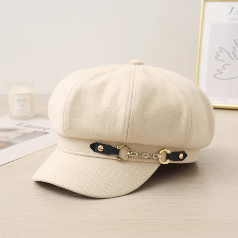 Cappello basco invernale alla moda da donna con catena e fibbia in metallo - Beige - Regolabile (21 5/8"-23 5/8") - image 2