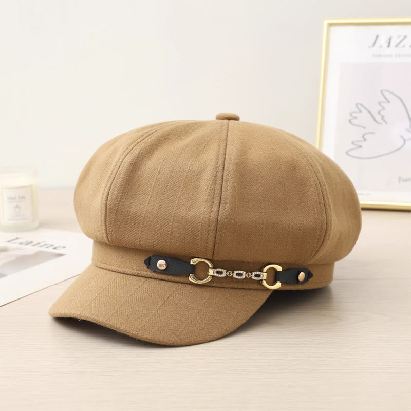 Cappello basco invernale alla moda da donna con catena e fibbia in metallo - Cachi - Regolabile (21 5/8"-23 5/8") - image 0