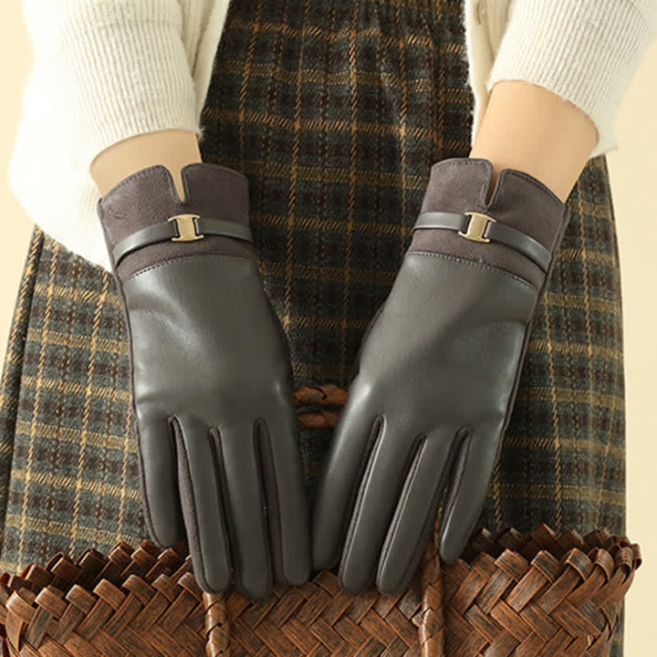 Guanti invernali eleganti in pelle scamosciata con fibbia in metallo da donna - image 11