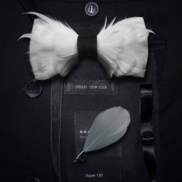 Papillon elegante con piume bianco e nero con spilla da bavero - Adulto - image 0