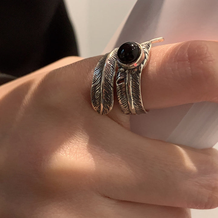 Anello vintage in argento smaltato con piuma nera - image 2