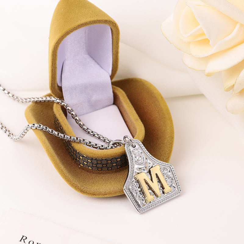 Collana con ciondolo in rilievo con lettera squisita in oro e argento - image 4