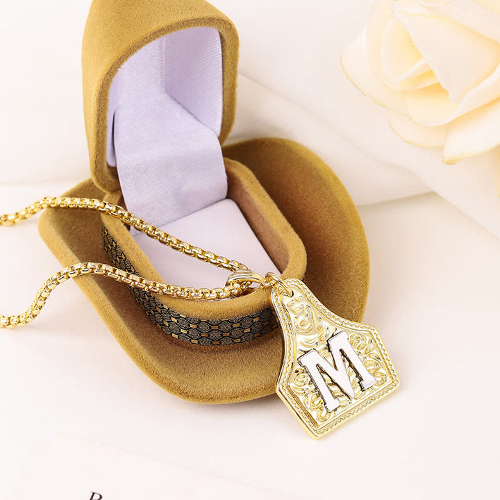 Collana con ciondolo in rilievo con lettera squisita in oro e argento - image 3