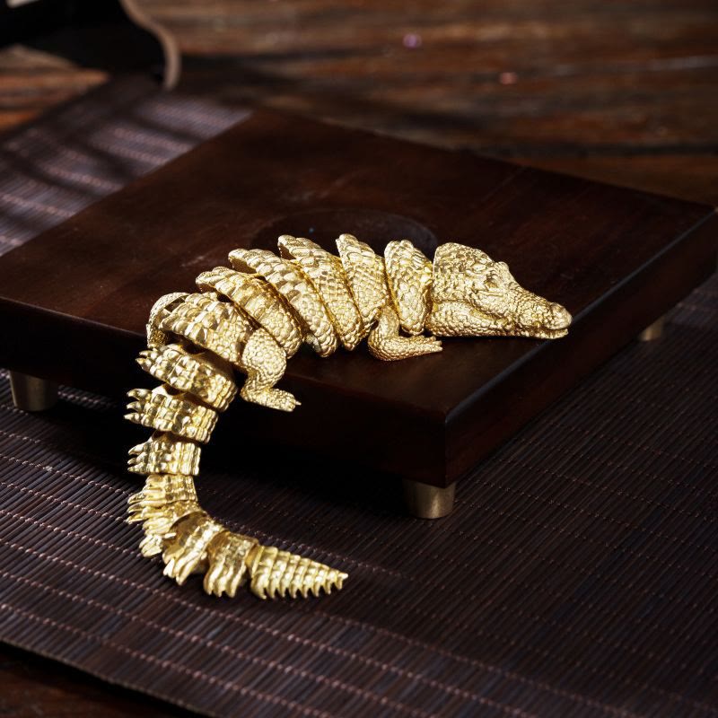 Spilla articolata mobile a forma di coccodrillo dorato, accessorio per abito - D'oro - image 0