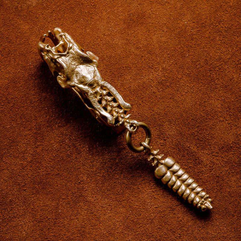 Portachiavi in ottone con teschio di vipera e coda di serpente a sonagli - image 3