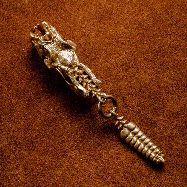 Portachiavi in ottone con teschio di vipera e coda di serpente a sonagli - image 3