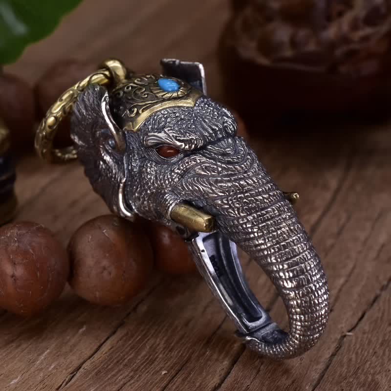 Portachiavi con testa di elefante, scultura fatta a mano e vivace - Occhi rossi - image 3