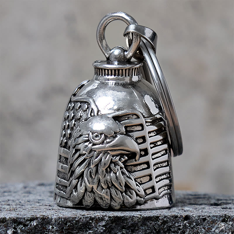 Portachiavi con campanella e bandiera americana vintage Eagle - Portachiavi - image 0