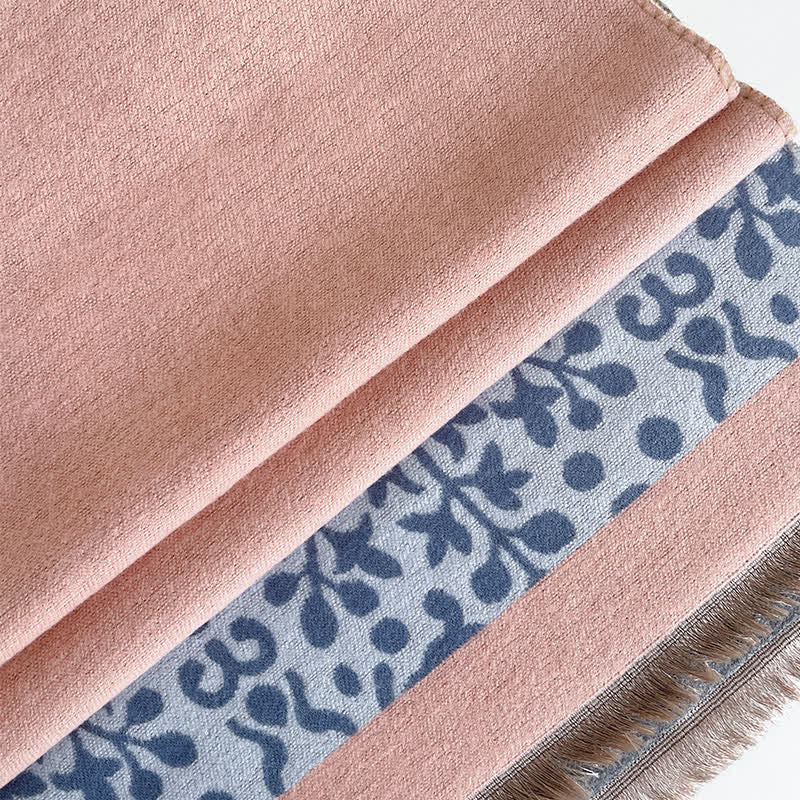 Sciarpa calda con motivo a fiori e foglie in stile patchwork - image 2