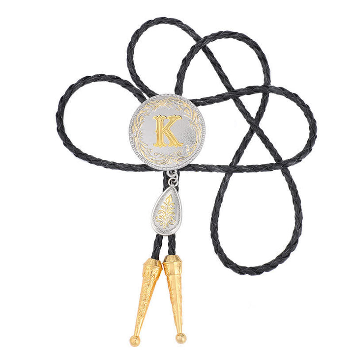 Cravatta Bolo con iniziale dalla A alla Z e ciondolo a forma di lacrima - image 23