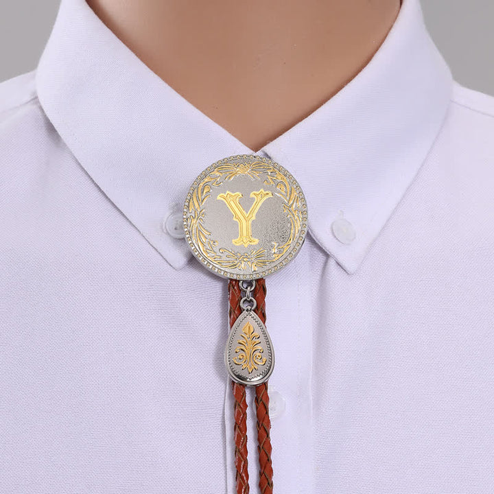 Cravatta Bolo in pelle marrone con iniziale e ciondolo a forma di lacrima - Oro - Y - image 27