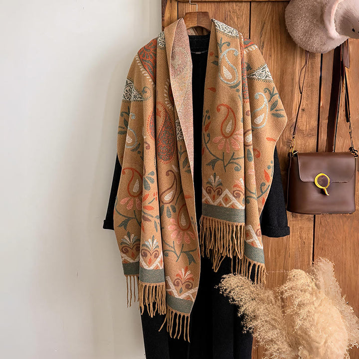 Sciarpa scialle invernale calda con nappe stampate in stile bohémien da donna - image 5