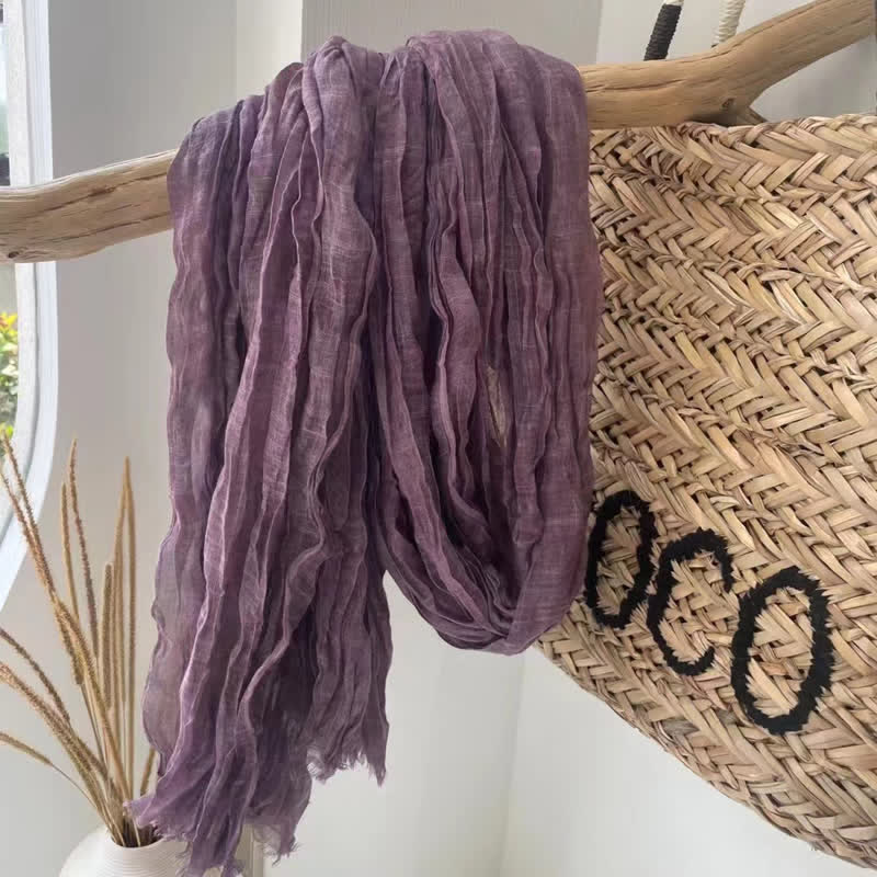 Sciarpa in cotone e lino con texture quattro stagioni Chic Wrinkles - Viola scuro - image 11