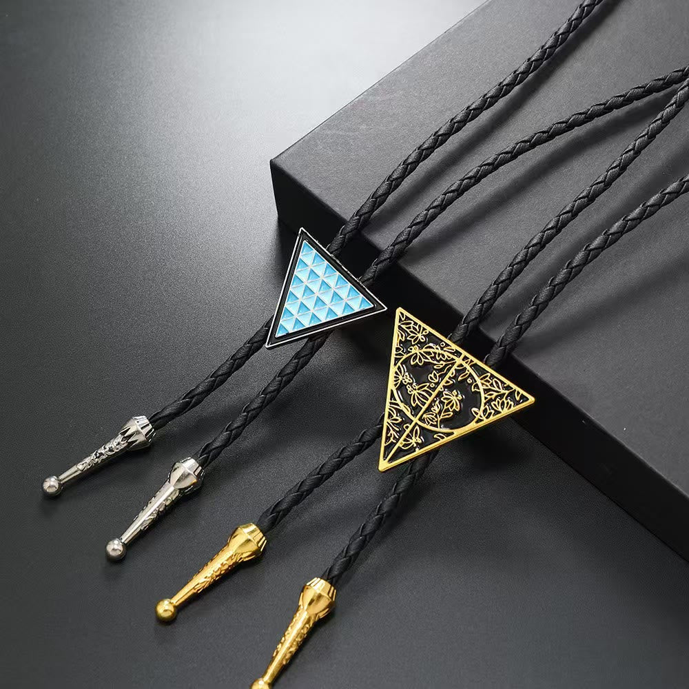 Cravatta Bolo in pelle intrecciata con motivo geometrico a triangolo - image 0