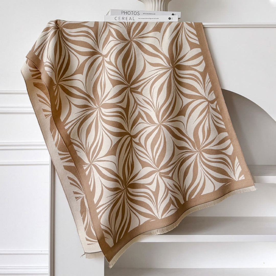 Sciarpa scialle nera e bianca con motivo a foglie, elegante e invernale, da donna - Cachi - image 6