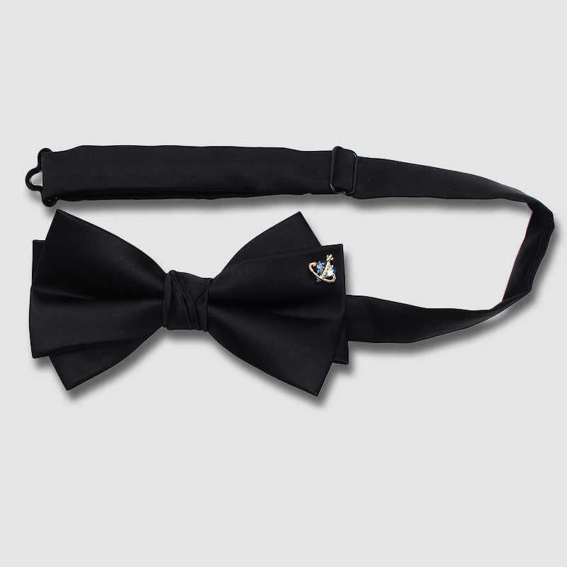 Elegante papillon nero a doppio strato con accenti metallici - image 2