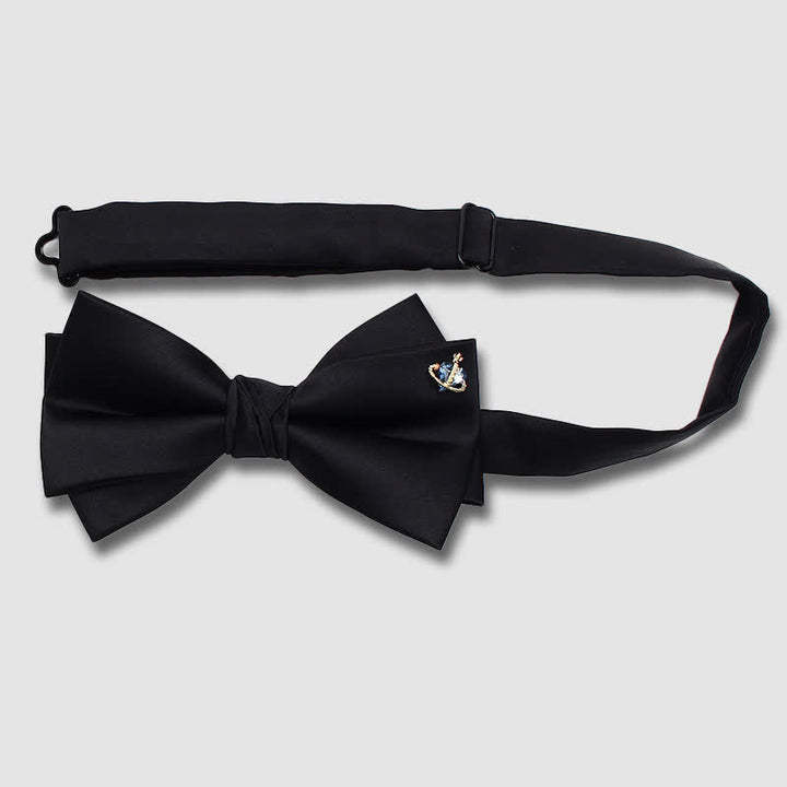 Elegante papillon nero a doppio strato con accenti metallici - image 2