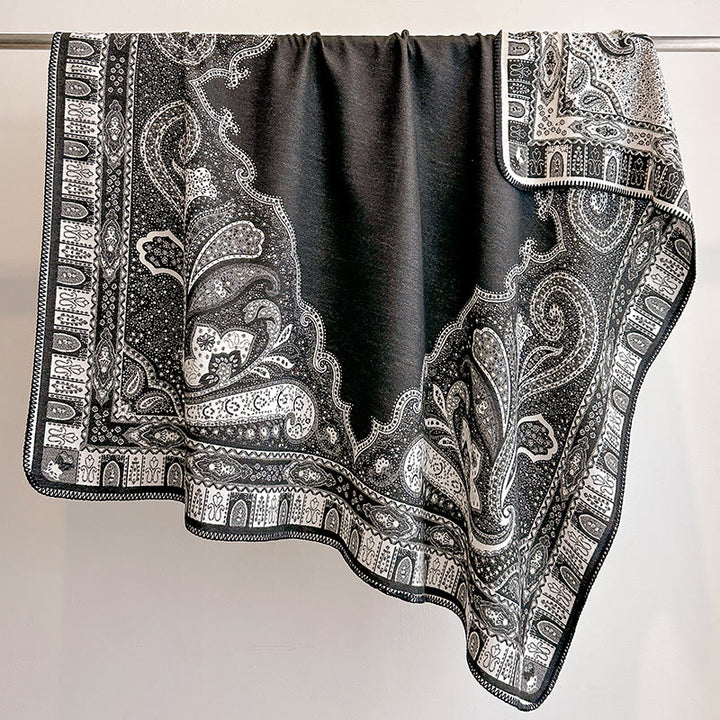 Sciarpa scialle con frange e motivo Paisley da donna - image 6