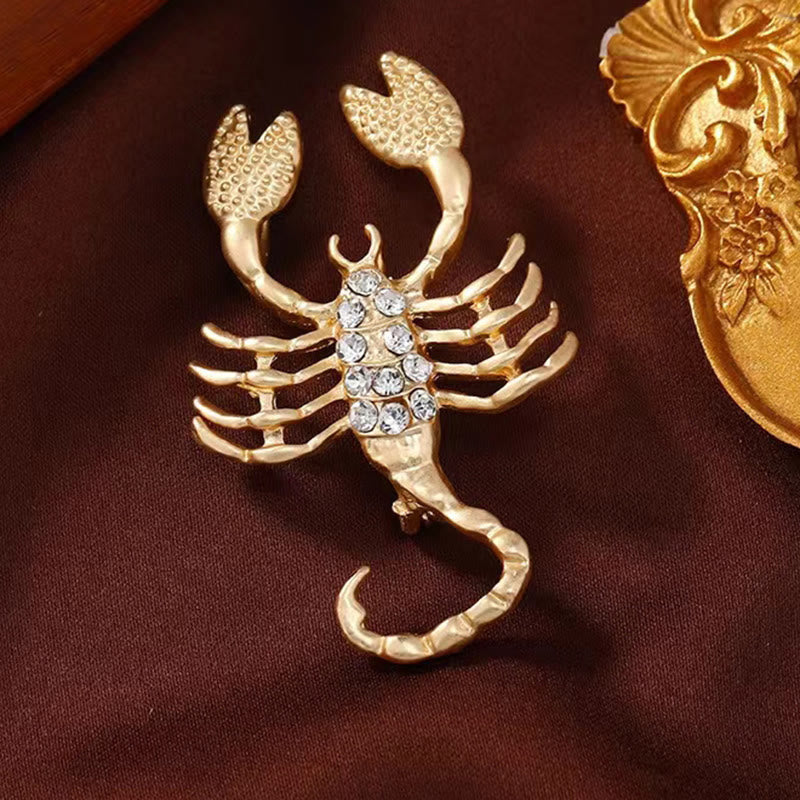 Spilla in oro con diamanti e segno zodiacale - image 16