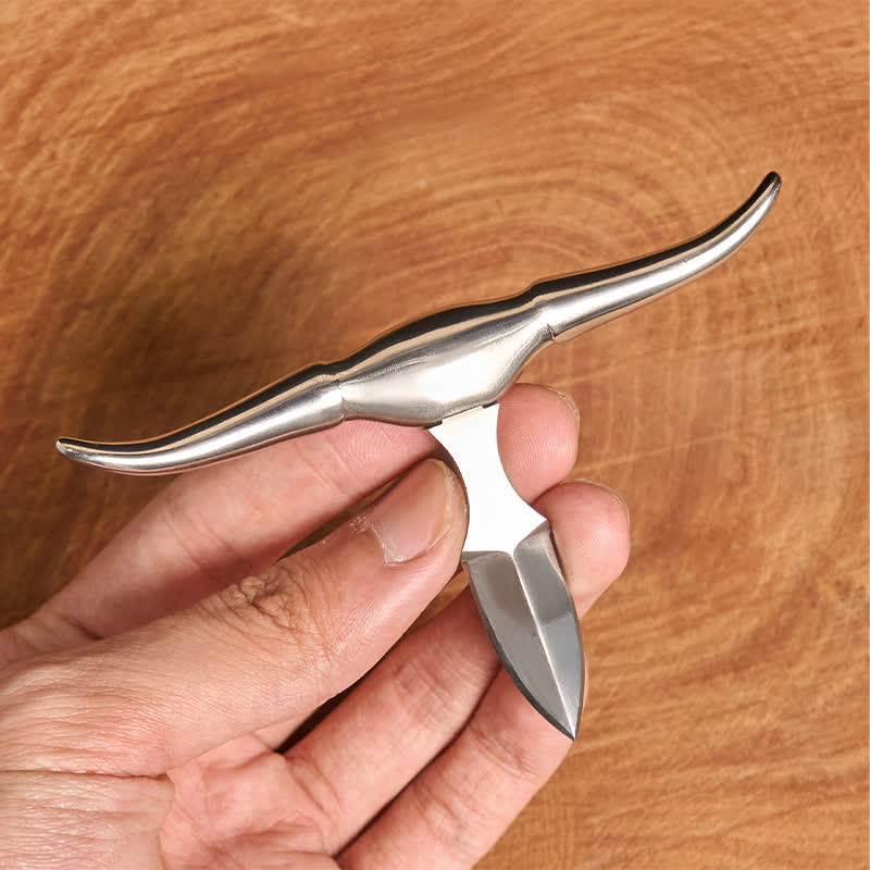 Set di ciondoli a forma di corno di cervo con fibbia per cintura fai da te con coltello nascosto e lettera iniziale - image 9