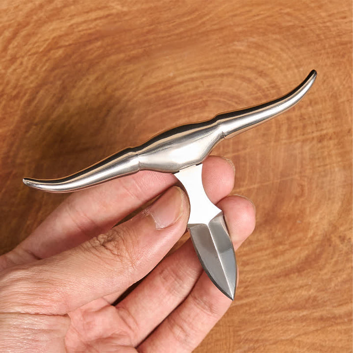 Set di ciondoli a forma di corno di cervo con fibbia per cintura fai da te con coltello nascosto e lettera iniziale - image 9