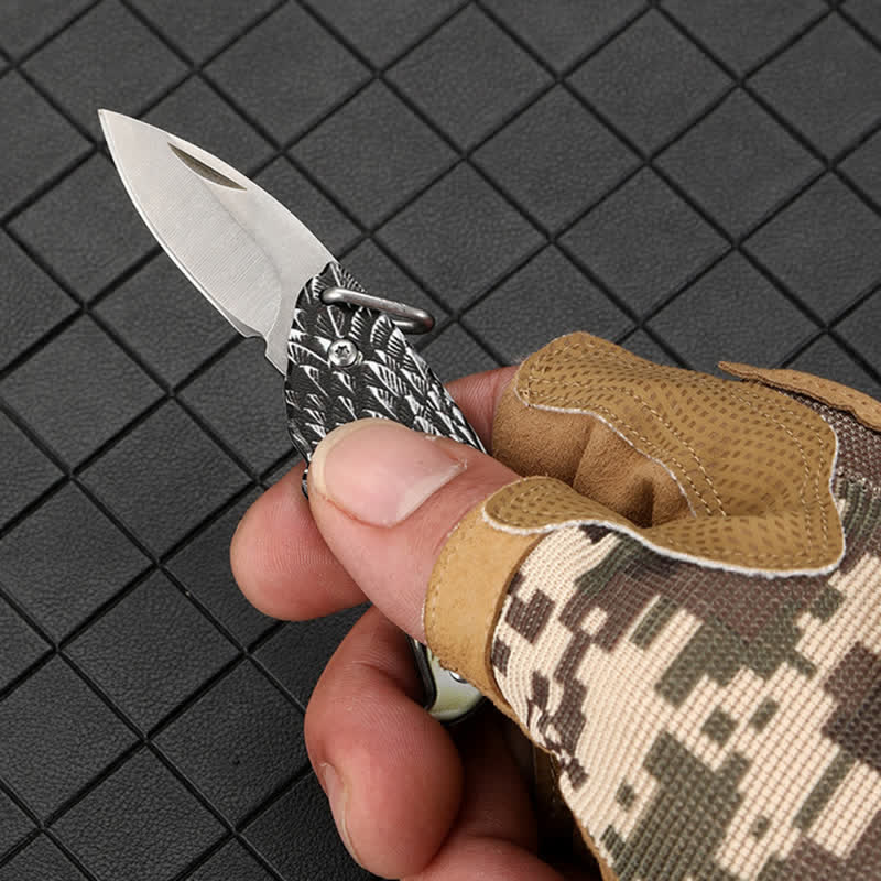Collana con ciondolo a forma di coltello pieghevole nascosto Mini EDC Tool Eagle - image 4