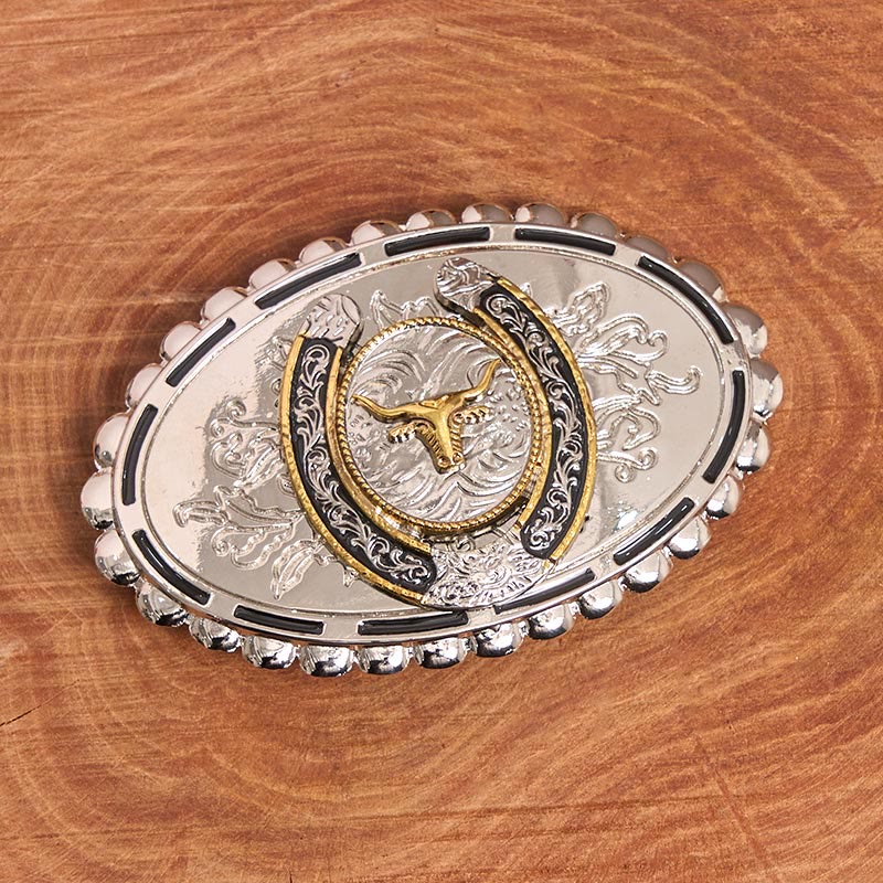 Cintura da uomo in pelle con fibbia ellittica a forma di testa di toro intagliata in argento dorato - image 1