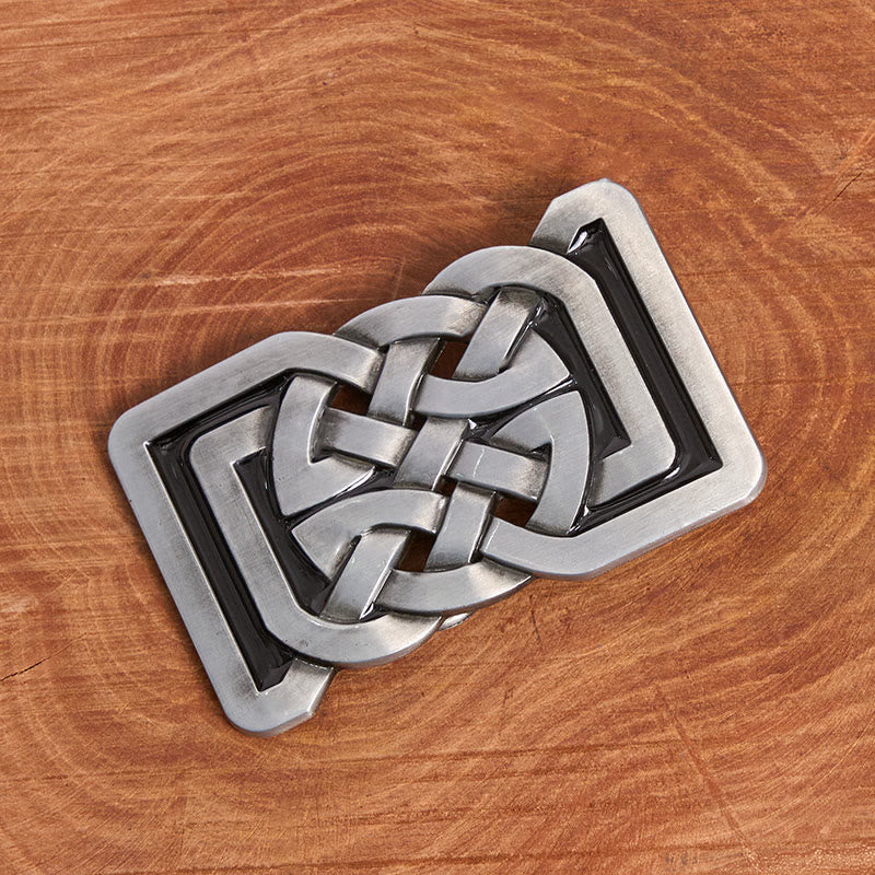 Cintura in pelle con fibbia in metallo in stile nodo celtico - image 1