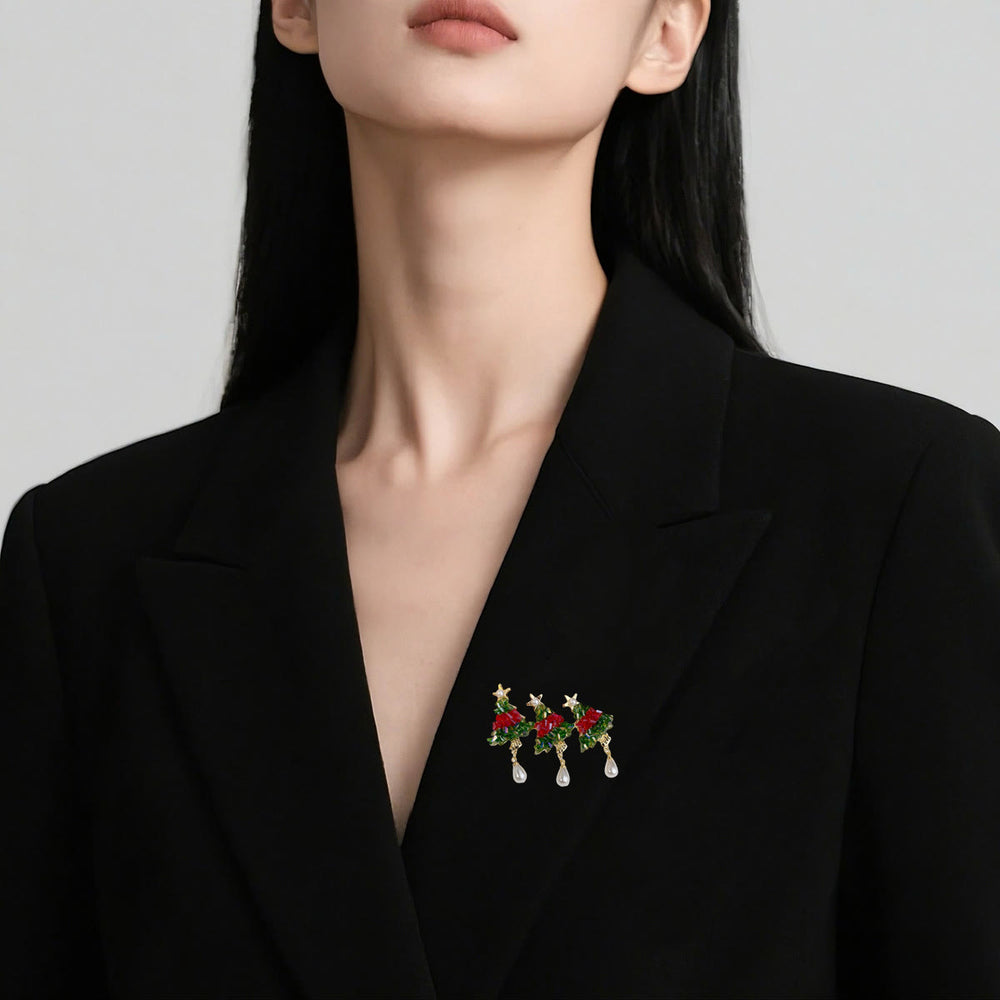 Spilla natalizia a forma di albero di Natale con perline e goccia di perla - image 1