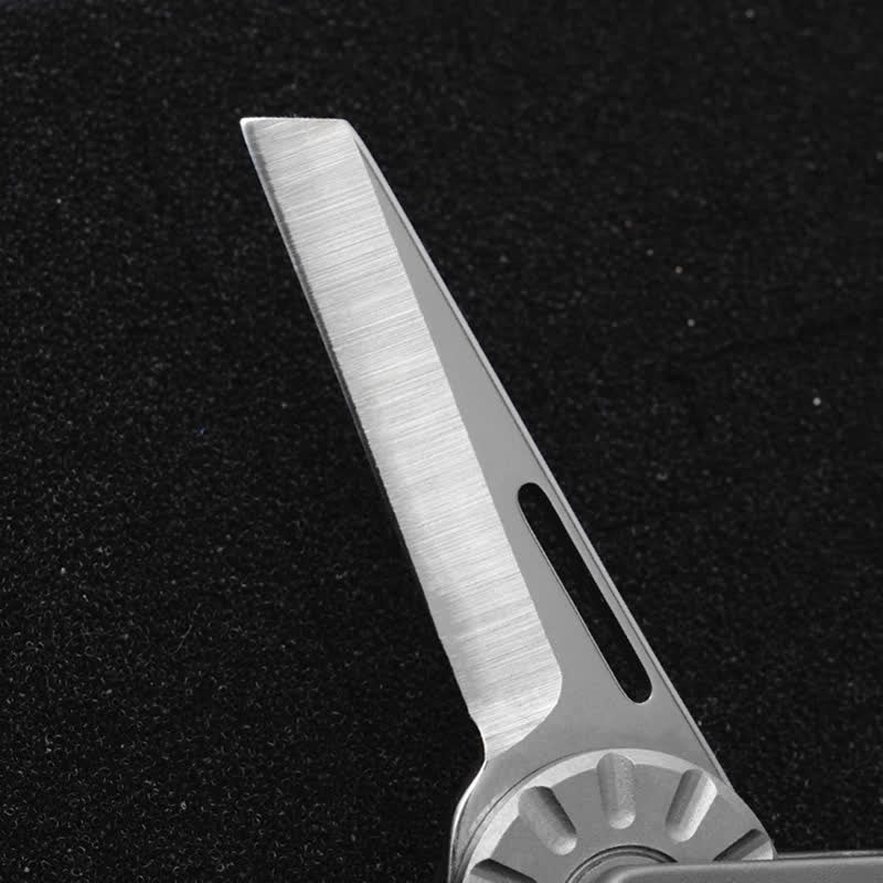 Portachiavi da arrampicata con coltello pieghevole in lega di titanio - image 6