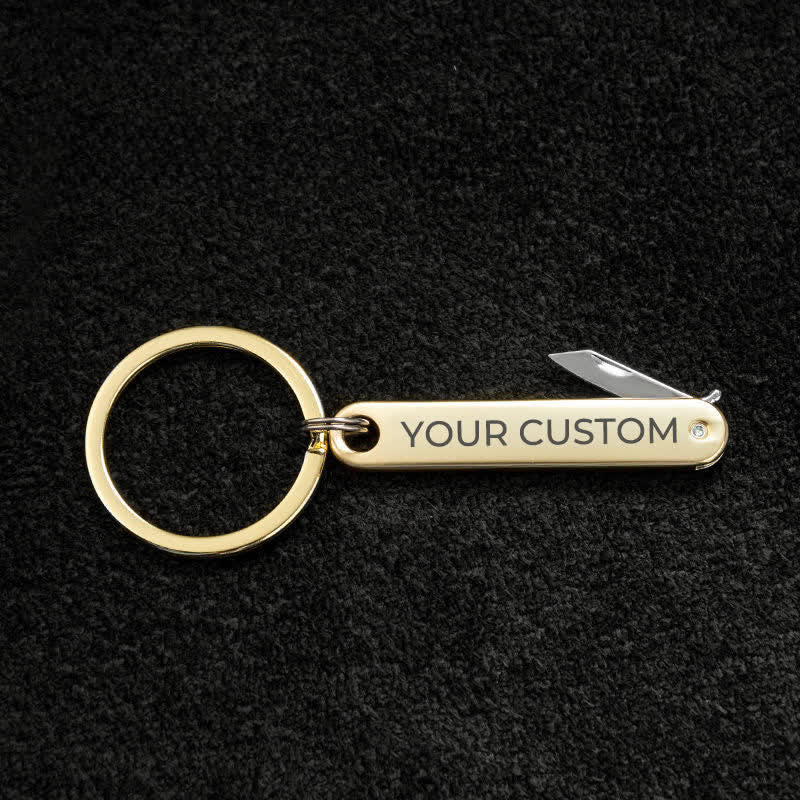 Portachiavi personalizzato con mini coltello pieghevole e testo inciso - Oro - image 8