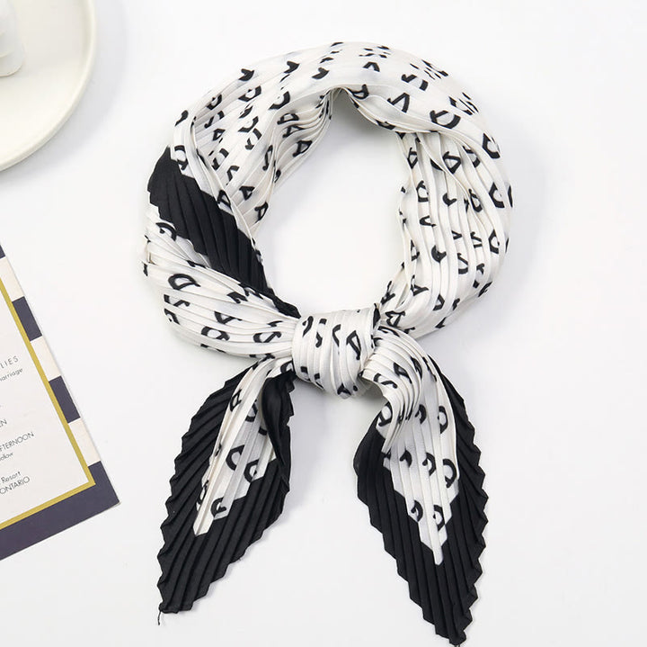 Sciarpa leggera e fluida per tutte le stagioni con motivo artistico plissettato da donna - Stile n. 4 - image 5