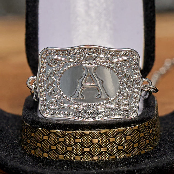 Set di collana in argento con fibbia per cintura con coltello nascosto fai da te e lettera iniziale - image 4