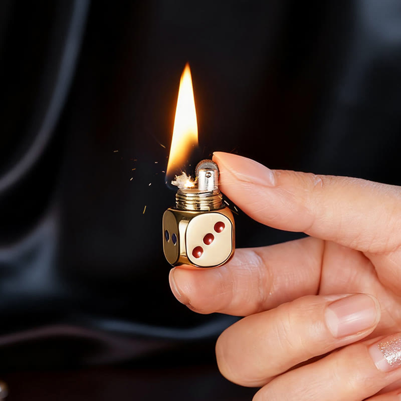 Portachiavi con accendino a cherosene ricaricabile Classic Mini Dice - image 2