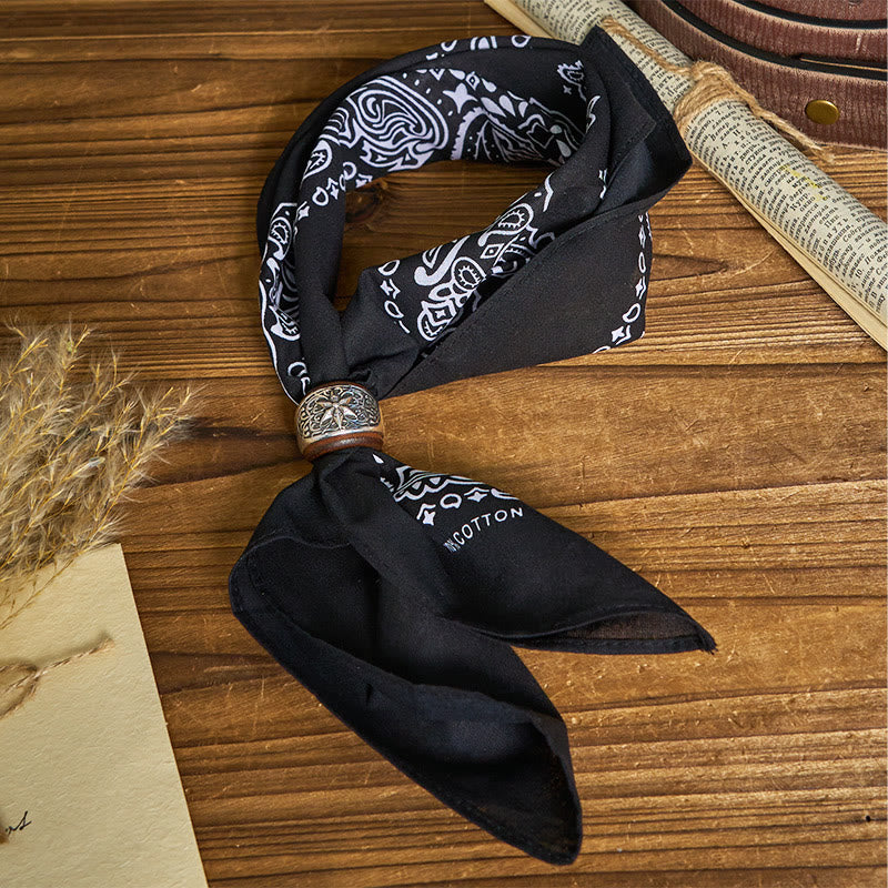 Fazzoletto da taschino stampato con bottone rotondo esagramma e anacardi - image 15