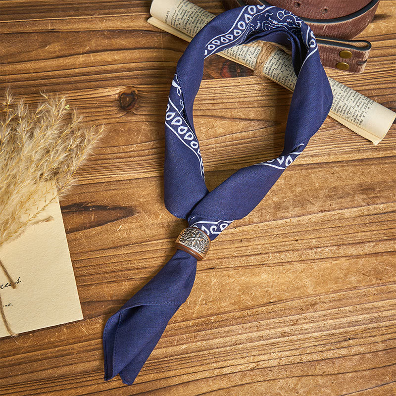 Fazzoletto da taschino stampato con bottone rotondo esagramma e anacardi - image 0