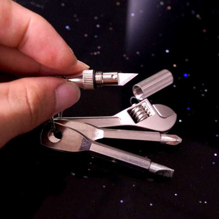 Portachiavi con mini utensile tascabile 4 in 1, coltello, chiave inglese, cacciavite - image 4