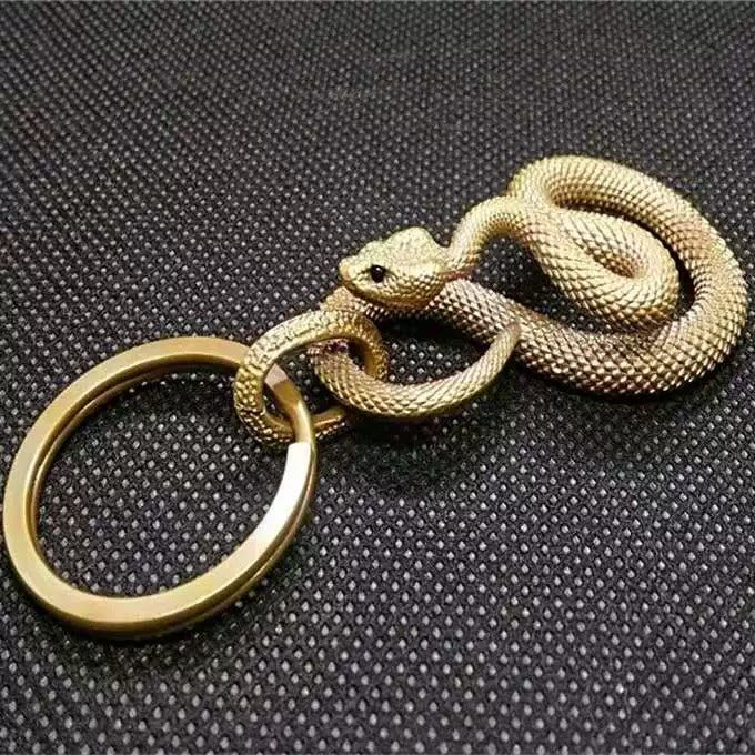 Portachiavi a forma di serpente in ottone con gancio, stile gotico e animale - image 1
