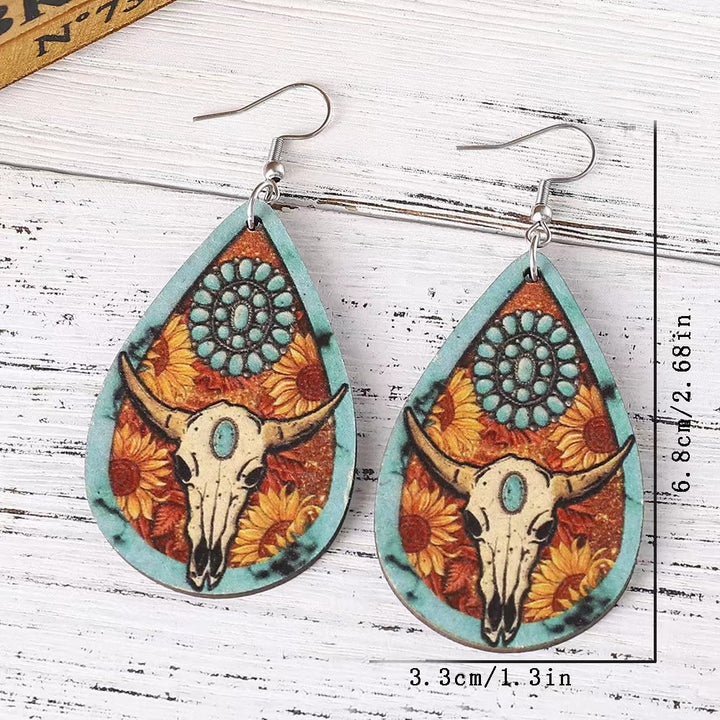 Orecchino in legno a forma di goccia d'acqua con testa di toro in stile occidentale - image 2