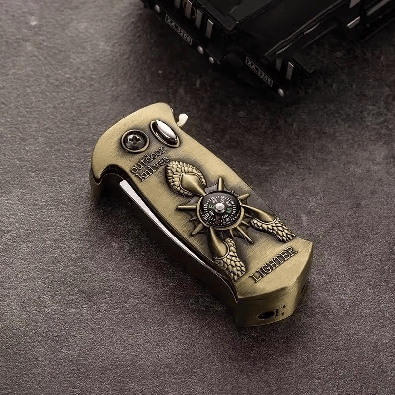 Accendino con coltello pieghevole e bussola a forma di artiglio di drago in rame retrò - Accendino Artiglio di Drago - image 0