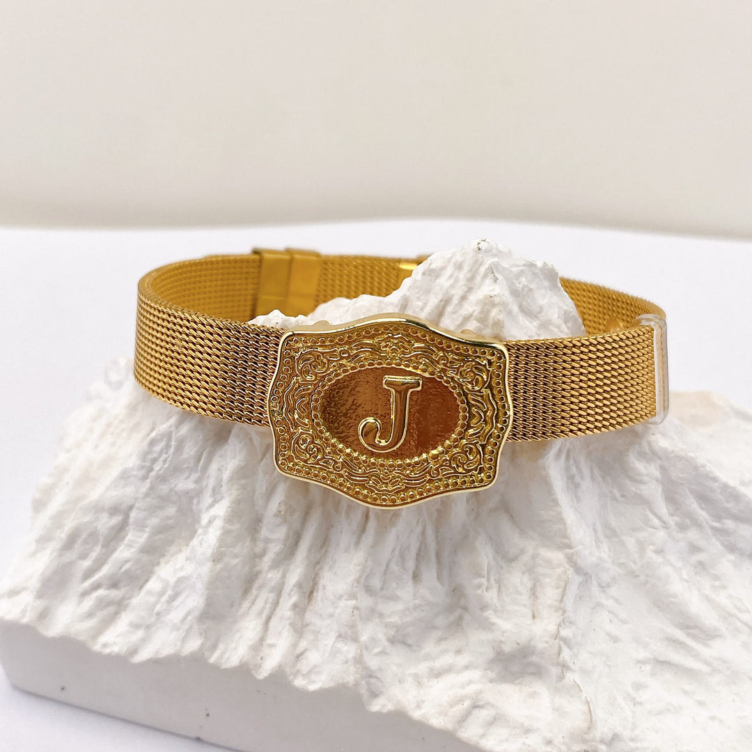 Bracciale glamour con iniziale incisa color oro - J - image 9