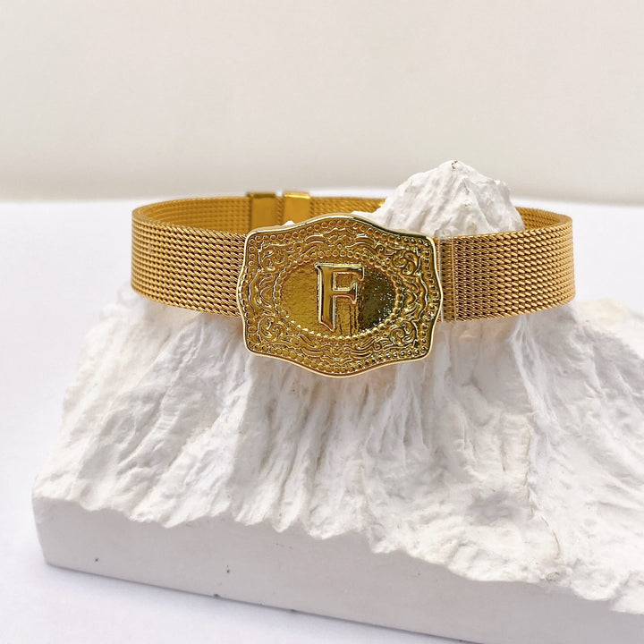 Bracciale glamour con iniziale incisa color oro - F - image 5
