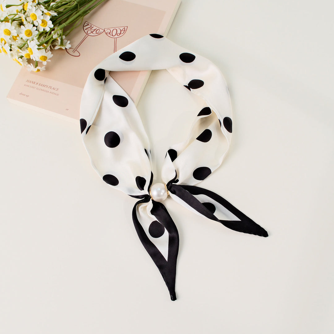 Sciarpa quadrata elegante da donna con motivo retrò - Stile n. 2 - image 1