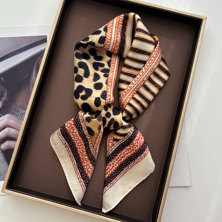 Sciarpa quadrata in seta con motivo misto retrò da donna - Marrone cioccolato - image 4