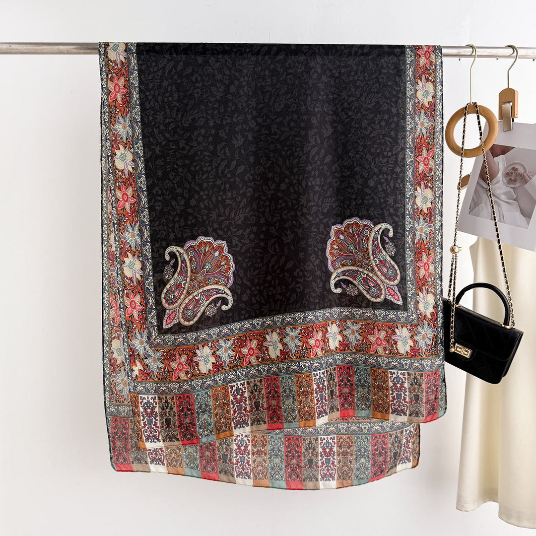 Sciarpa leggera e fluida con motivo retrò da donna - image 3